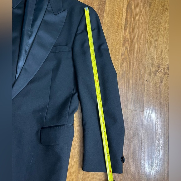 Single button 100% Wool tuxedo jacket made in USA, men’s, see measurements - Picture 3 of 9